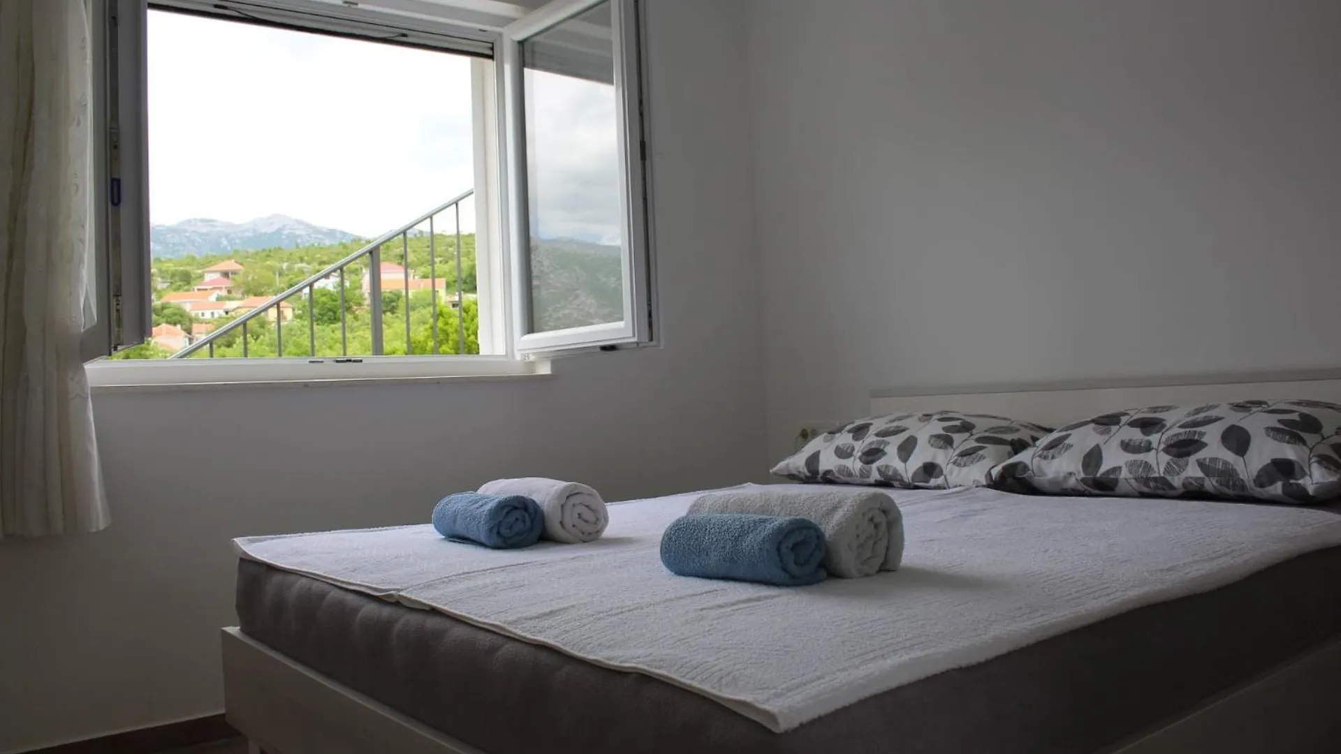 Apartments Bonaca 洛瓦尼斯卡 克罗地亚